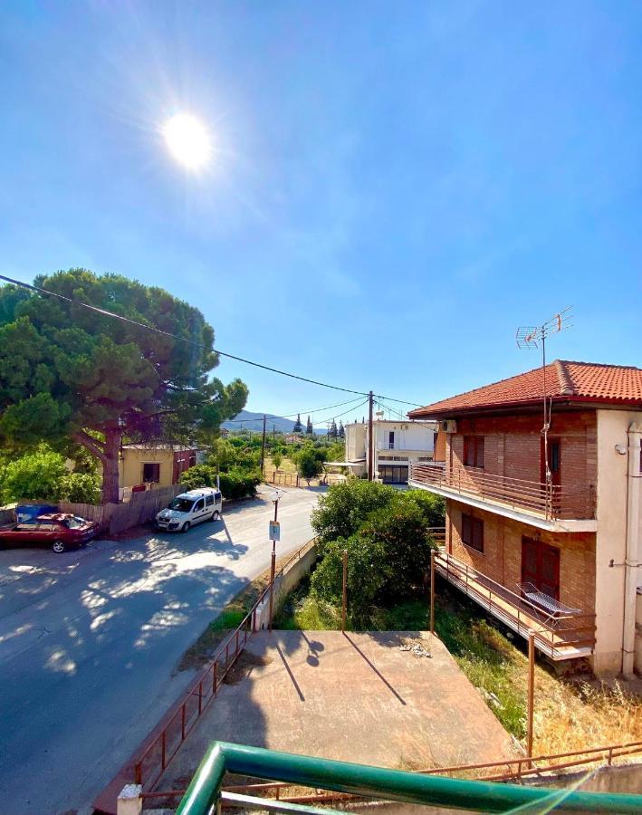 Dimitris Apartment Diakopto Bagian luar foto